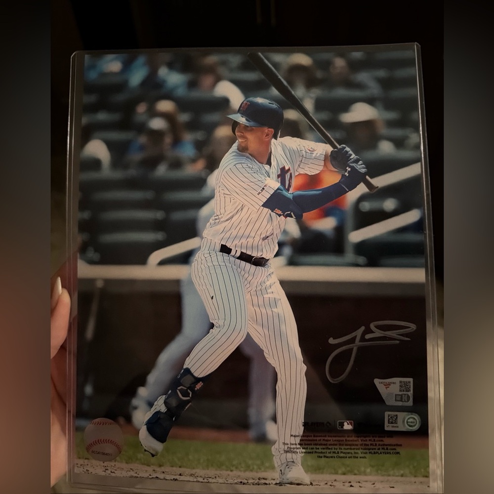 Signed Jeff Mcneil Photo